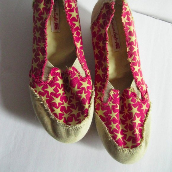 American Eagle Pink and Yellow Star Slip On Wedges - Picture 2 of 7